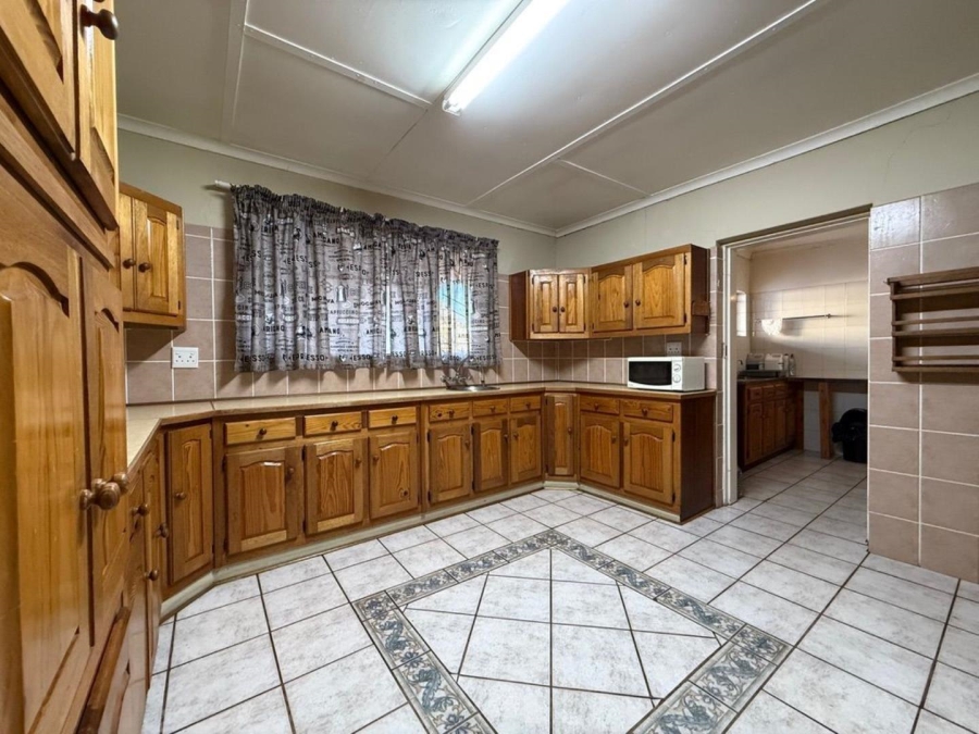 4 Bedroom Property for Sale in Afrikaskop Free State